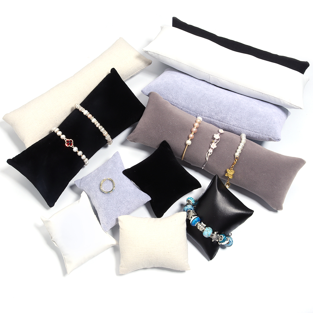 1 Pcs Bracelet Watch Display P - đánh giá và giá Ring Bearer Pillow