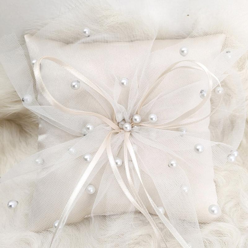 Gối handmade mang nhẫn trắng c - đánh giá và giá Ring Bearer Pillow